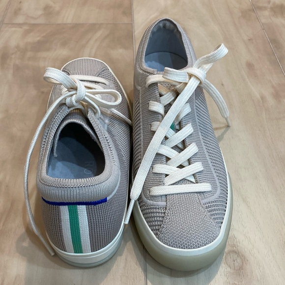 New! Rothy’s lace up sneakers - Picture 1 of 15